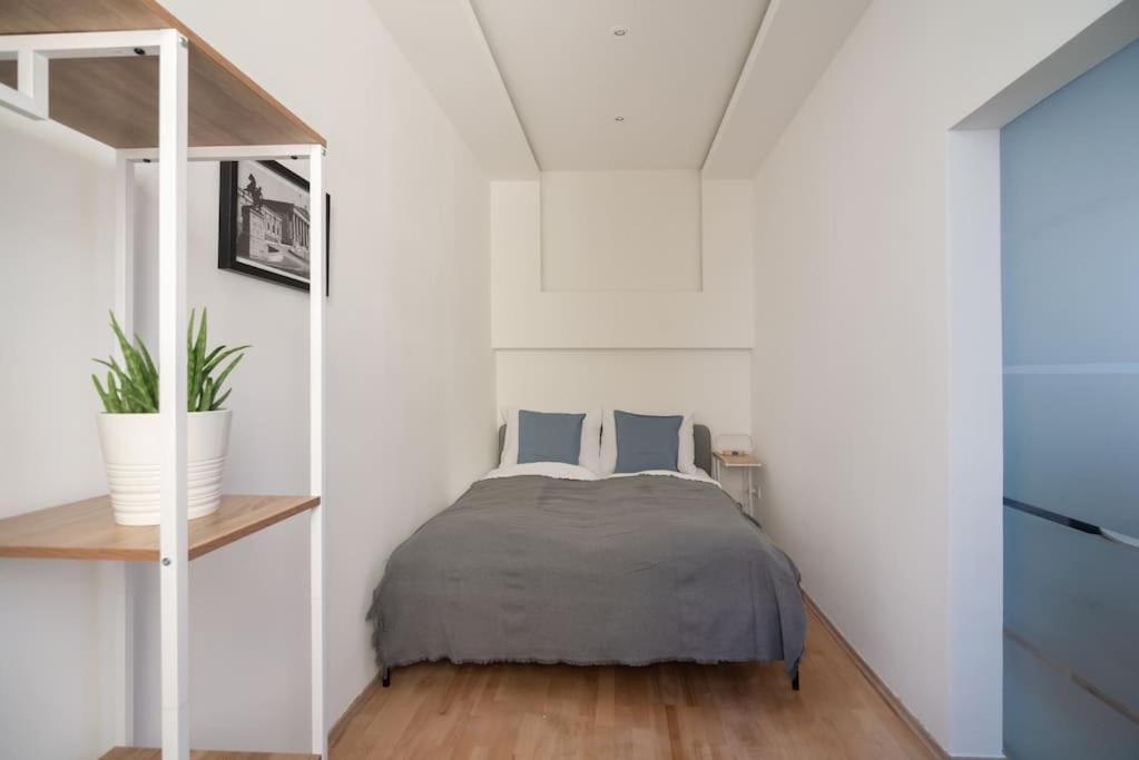 Grosse Terrasse, Klimaanlage Und U-bahn Naehe Appartement Wenen